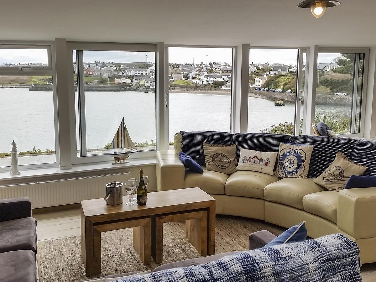 Angorfa Villa Cemaes Bay Eksteriør bilde